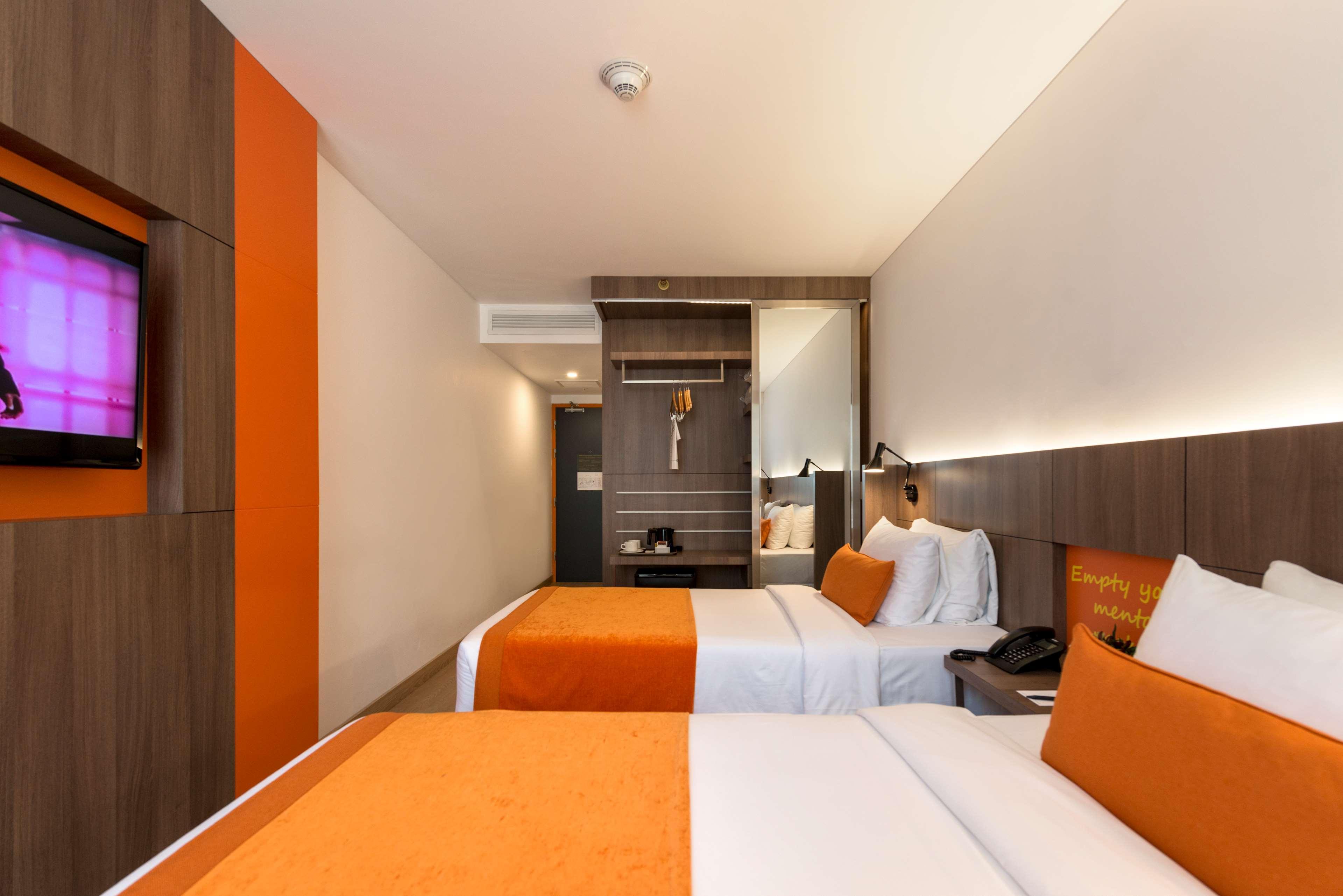 Best Western Pontiac Inn Экстерьер фото